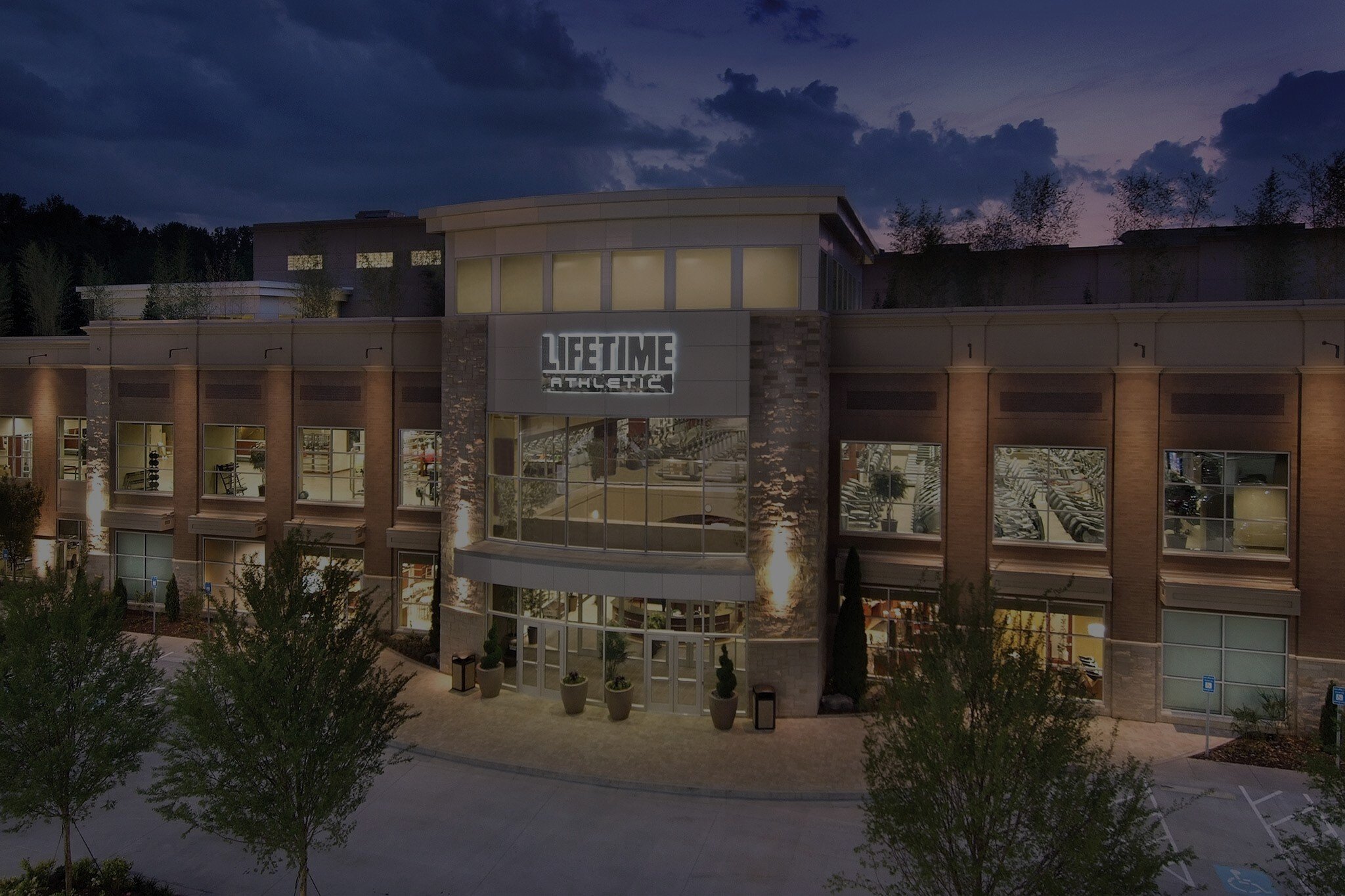 atl-exterior-night-02