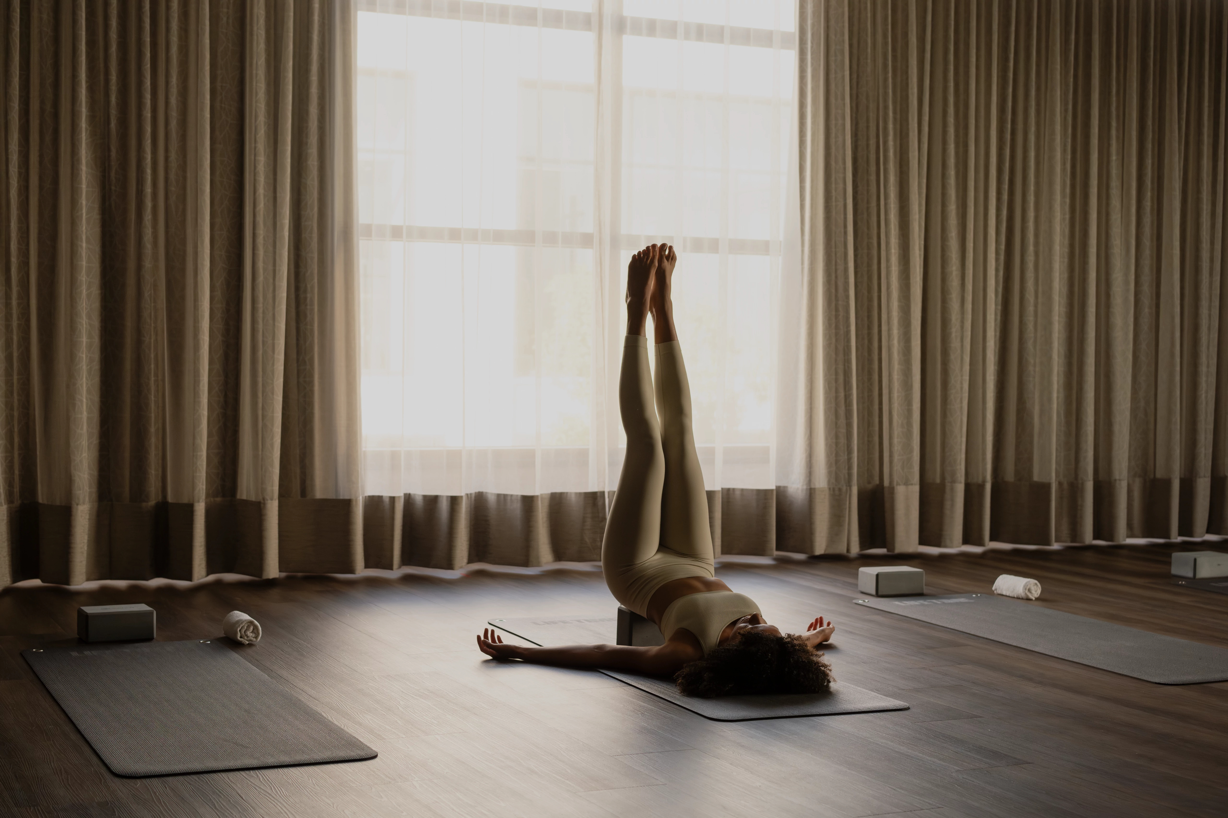 wnc-studio-yoga-f-02
